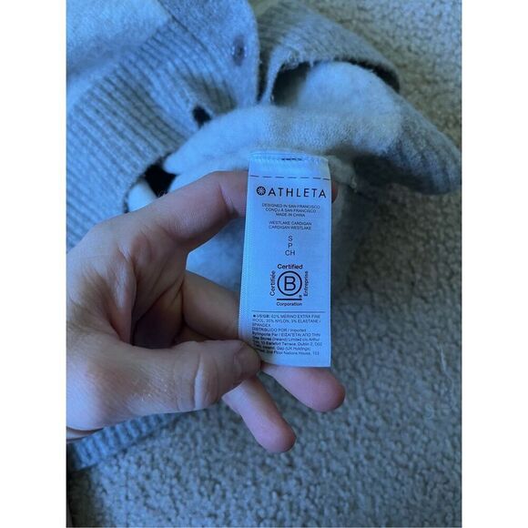 ATHLETA Westlake Cardigan Sweater size Small Petite Merino Wool Bland Cream Gray - Picture 7 of 12